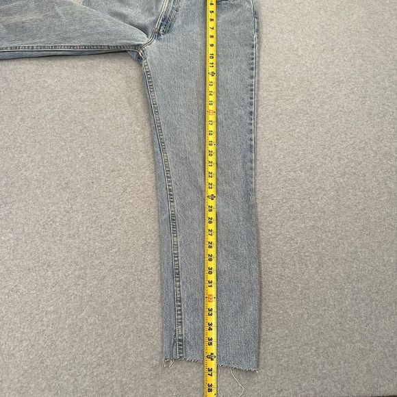 Vintage Levi's 512 Slim Fit Tapered Leg Jeans size  11 JR. L Raw Hem High Rise - Picture 12 of 16